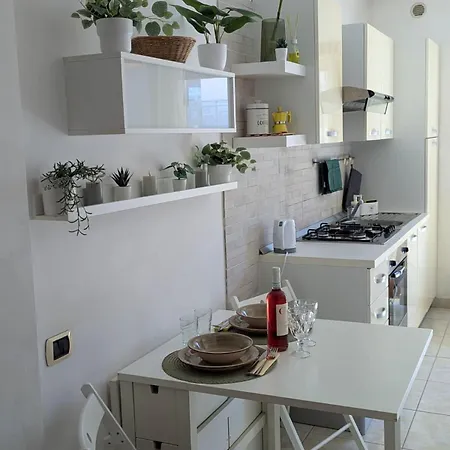 Апартаменты Sambucisco Airport