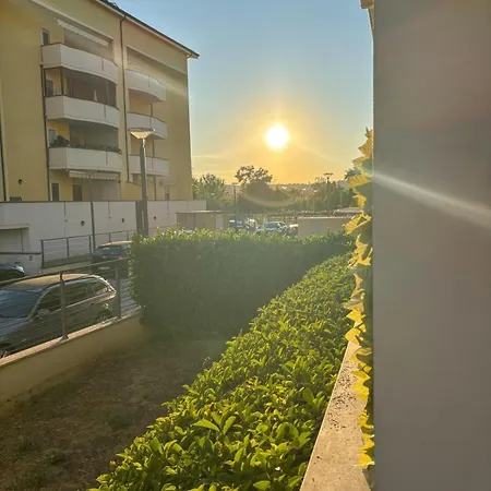 Apartament Sambucisco Airport *