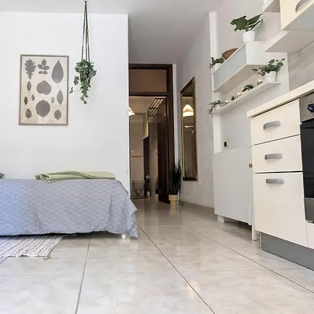 Апартаменты Sambucisco Airport Сан-Джованни-Театино