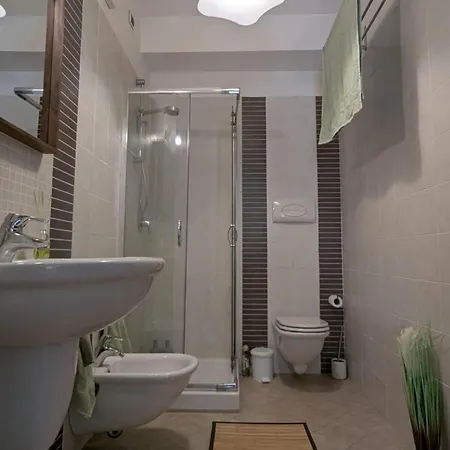 Sambucisco Airport Апартаменты *